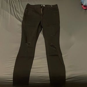 Old Navy Rockstar Super Skinny High Rise Secret Slim Pockets- Size 8